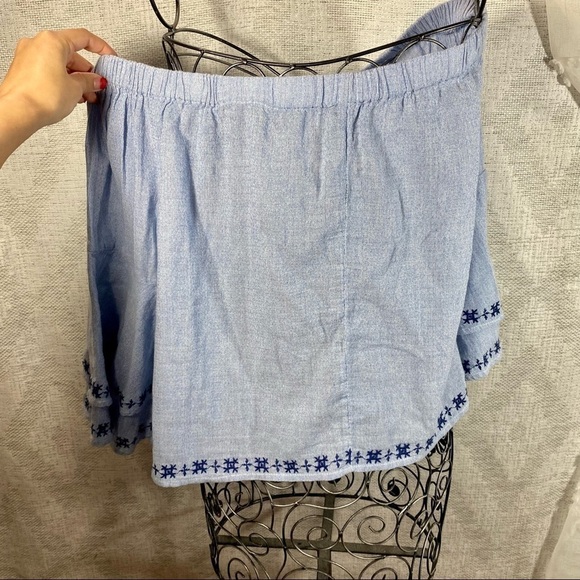 Lucky Brand off shoulder pinstripe embroidered blouse size M - Picture 4 of 6